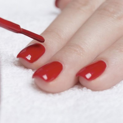 Smalto Semipermanente +manicure 
